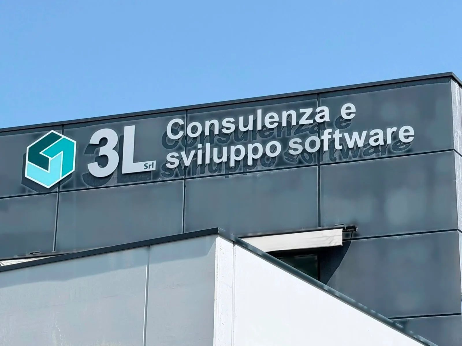 Insegna della sede 3L Srl
